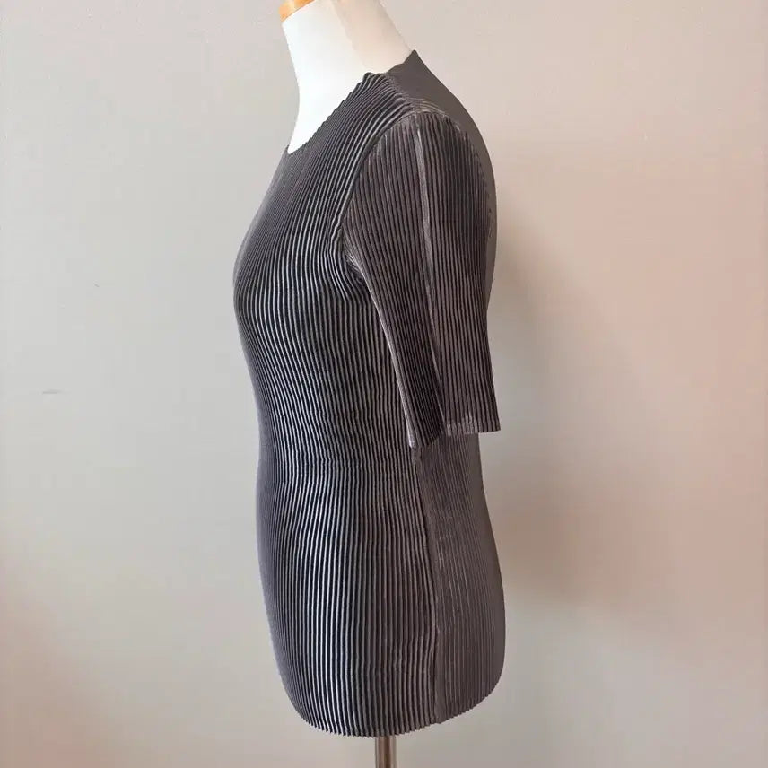 [BUNJANG] Pleats Gray Silver Jacket Set / 플리츠 그레이 은갈치 자켓 세트
