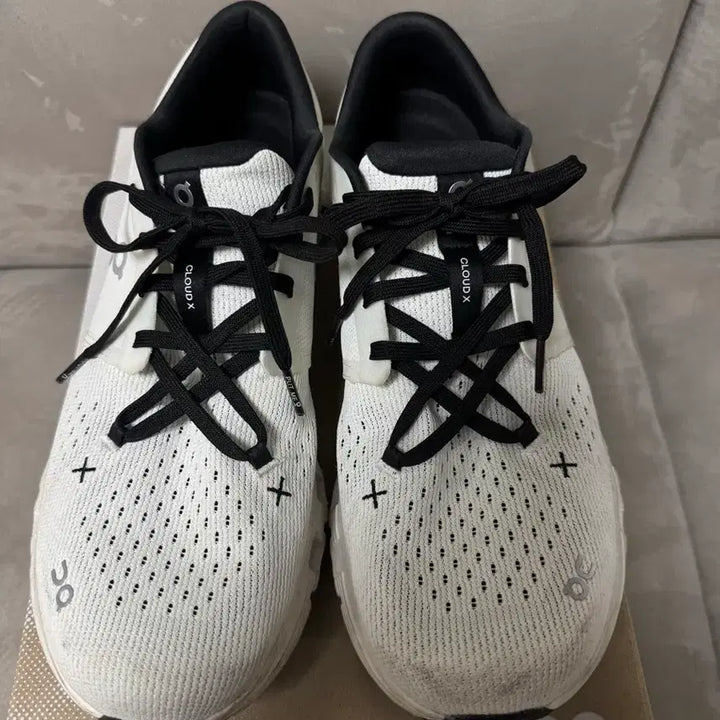 [BUNJANG] On-Running Cloud X 4 Running Shoes / 온러닝 클라우드 X 4 290