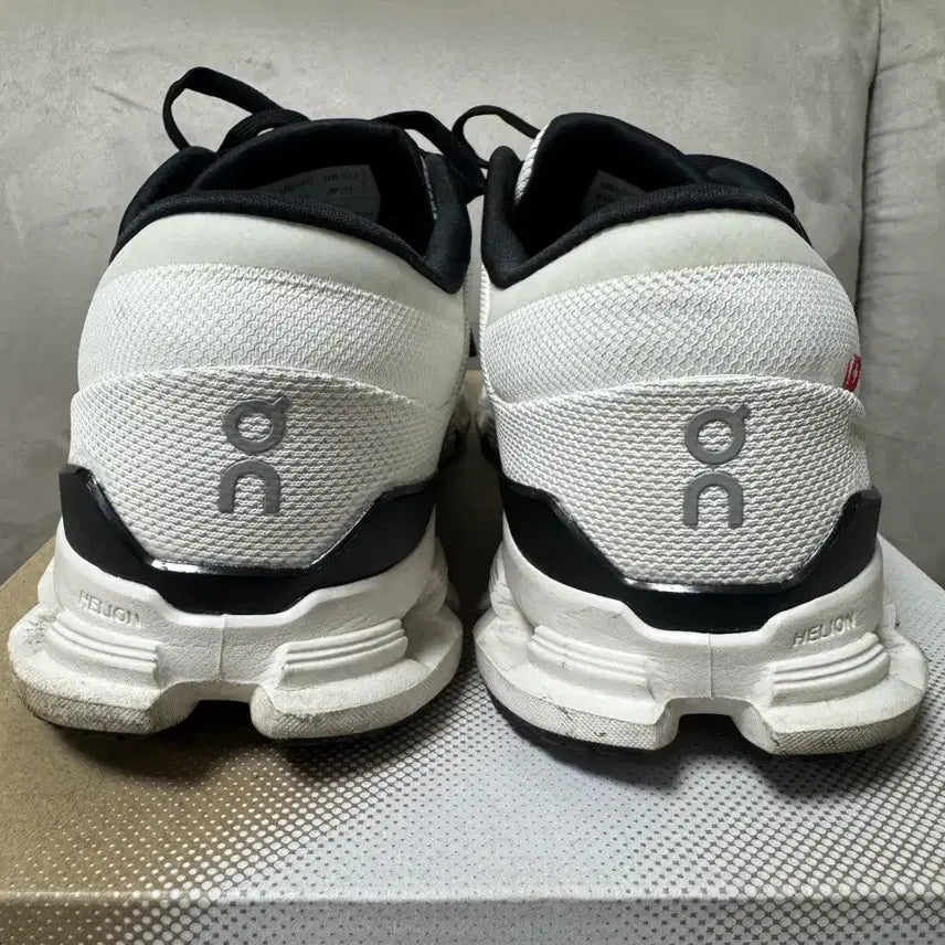 [BUNJANG] On-Running Cloud X 4 Running Shoes / 온러닝 클라우드 X 4 290