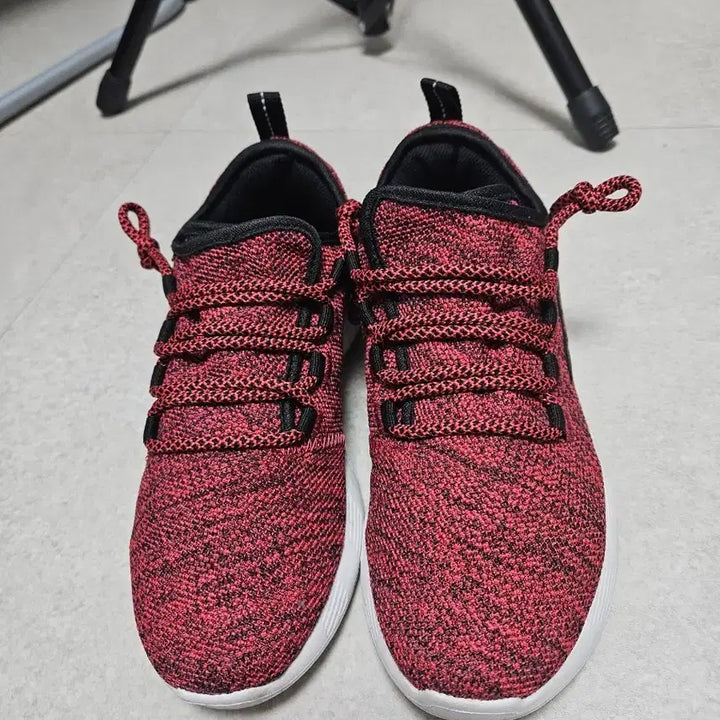 [BUNJANG] Umbro Red Knit Sneakers (250) / 엄브로 레드 니트 운동화 스니커즈250