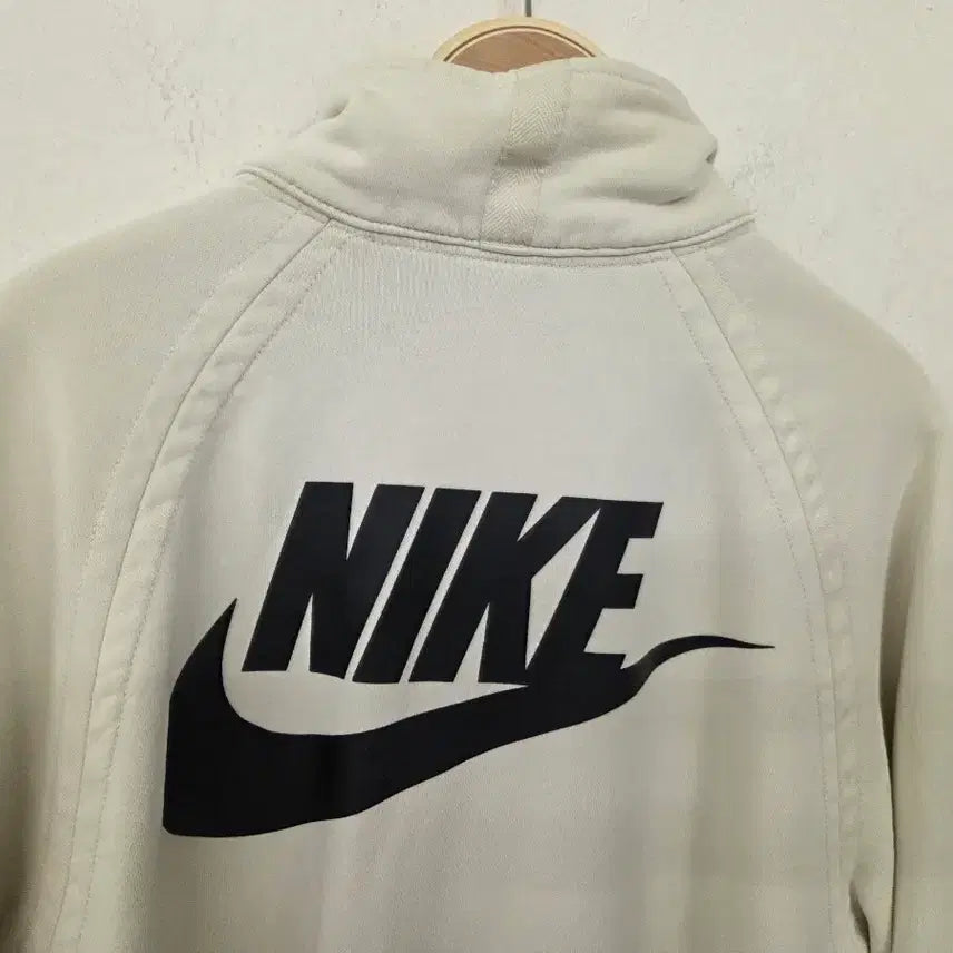 [BUNJANG] Nike NSW HBR Long Sleeve Mid-layer Top / 나이키 NSW HBR  롱슬리브 맨투맨