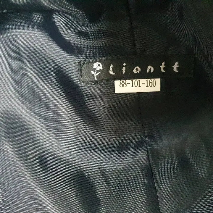 [BUNJANG] Liontt 네이비 자켓 88-101-160 / Liontt 네이비 자켓 88-101-160