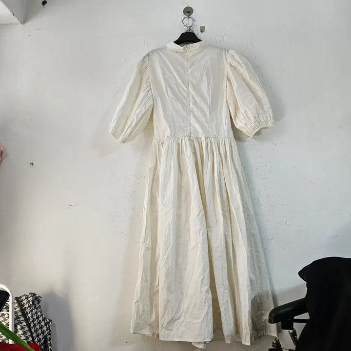 [BUNJANG] Ivory Shirred Long Dress (Size 55) / 아이보리 셔링 롱 원피스55