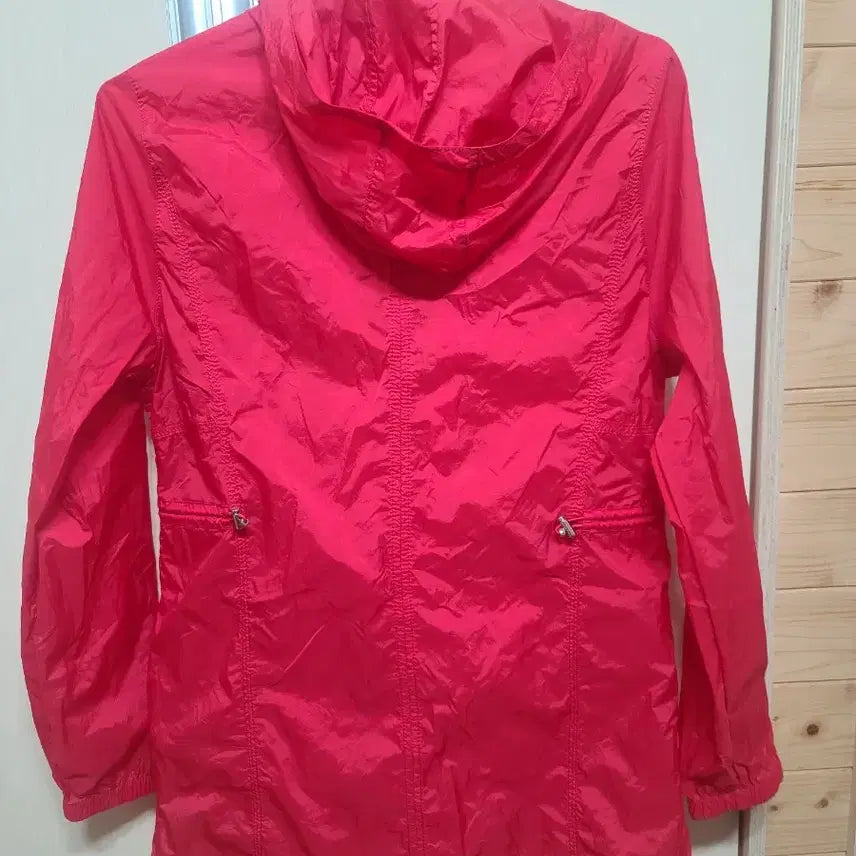 [BUNJANG] Travis Red Windbreaker Hooded Jacket / 트레비스빨간색 바람막이 후드 자켓