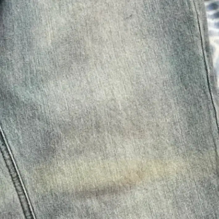 [BUNJANG] Wellbeing Express Embroidered Patch Jeans - Size M / 웰빙익스프레스 Embroidered Patch Jeans M