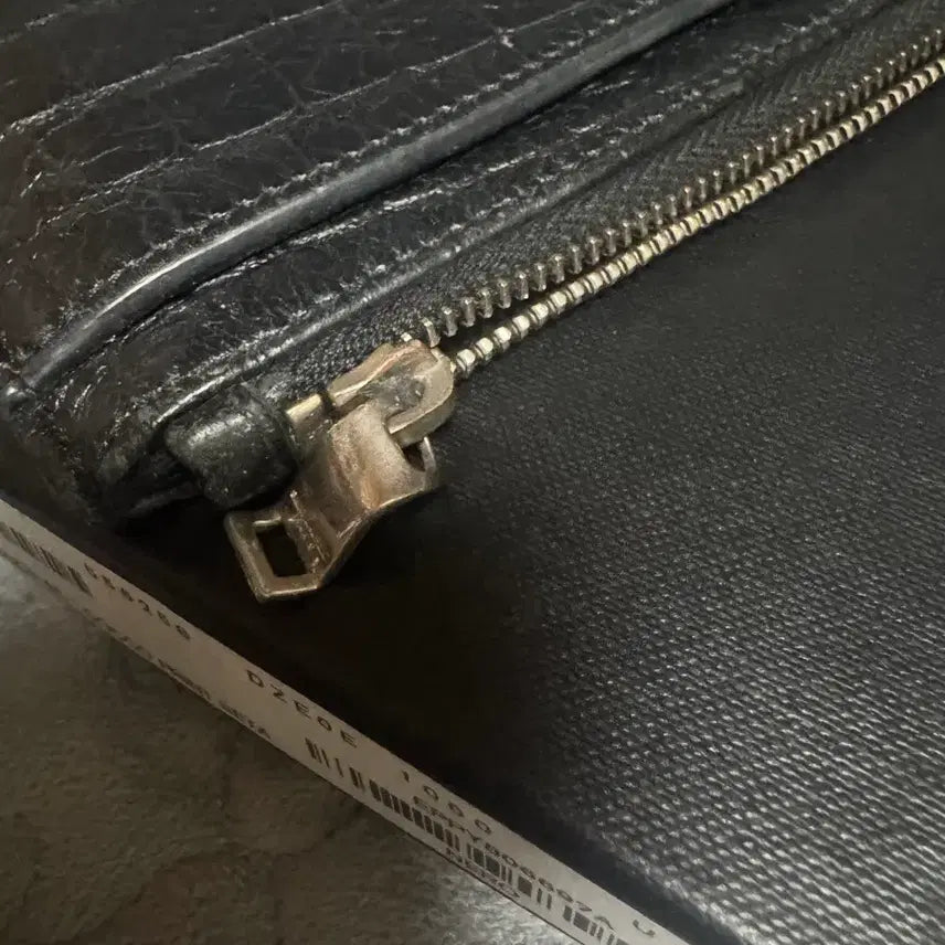 [BUNJANG] Saint Laurent Crocodile Bill Pouch Bag / 생로랑 크로커다일 빌 파우치백