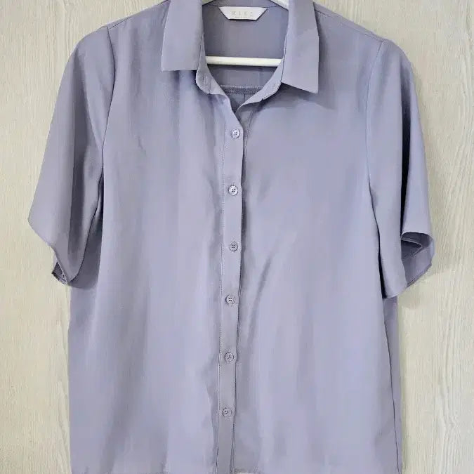 [SOLD OUT] (특가세일)2가지색 블라우스  새상품