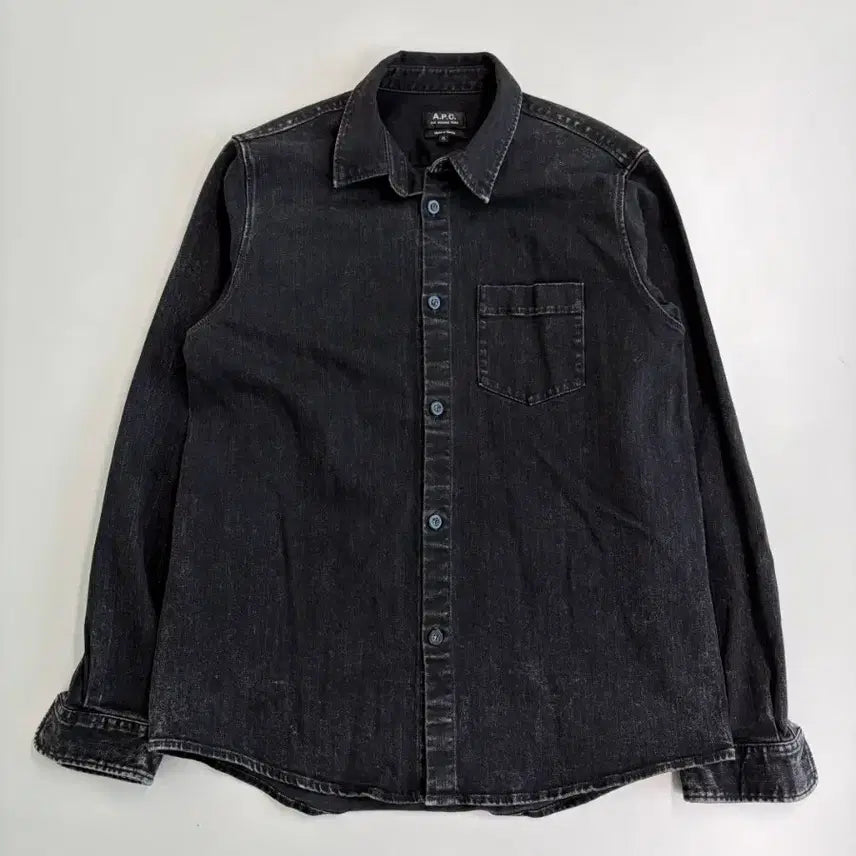 [BUNJANG] A.P.C. Washed Black Denim Shirt / [정품] 아페쎄 흑청 데님 워싱 셔츠