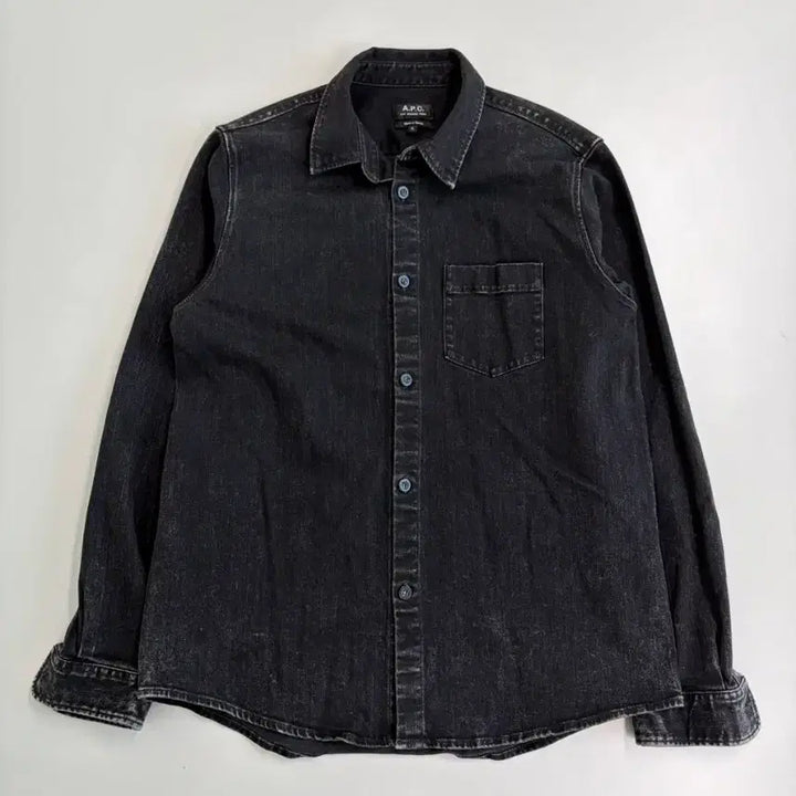 [BUNJANG] A.P.C. Washed Black Denim Shirt / [정품] 아페쎄 흑청 데님 워싱 셔츠