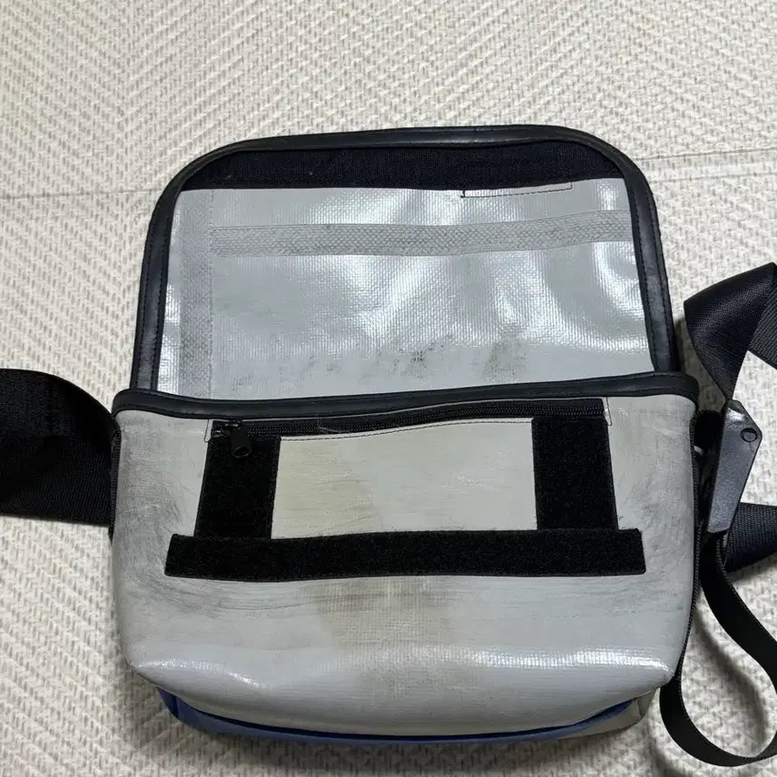 [BUNJANG]  Freitag Hawaii Five-O Messenger Bag / 프라이탁 하와이파이브오 회파 (민트택보유)