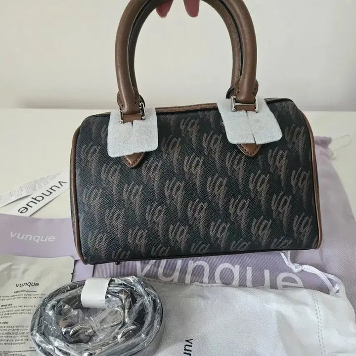 [BUNJANG] Vunque Two C Boston Bag / 분크 투씨 보스턴백 새상품