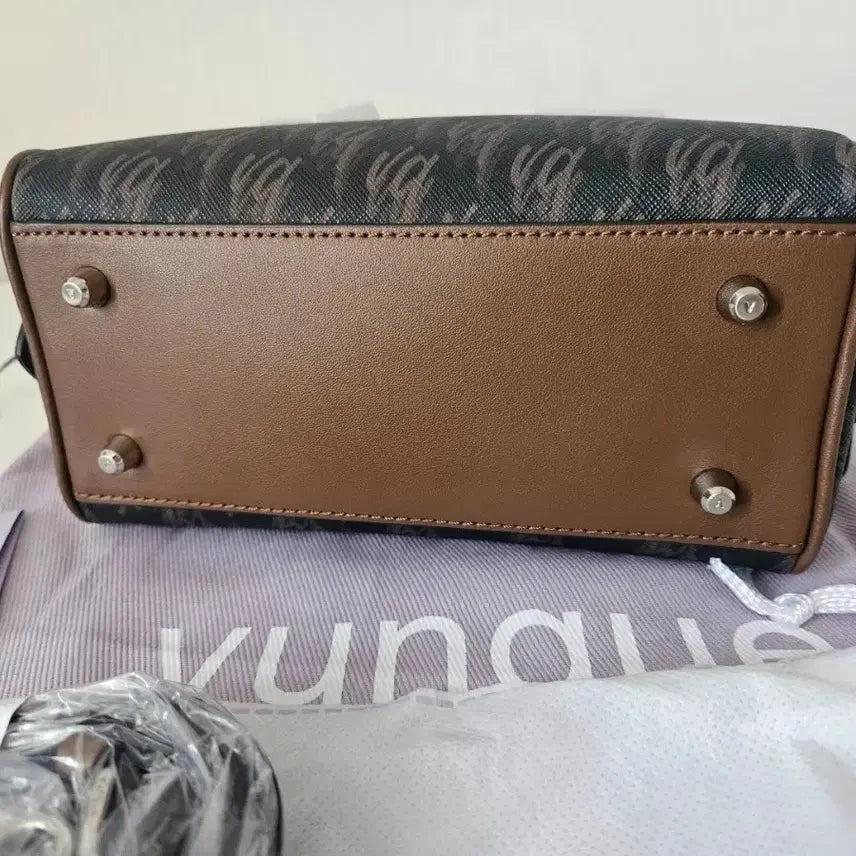 [BUNJANG] Vunque Two C Boston Bag / 분크 투씨 보스턴백 새상품