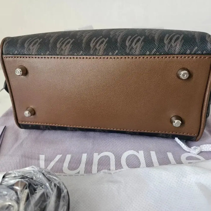 [BUNJANG] Vunque Two C Boston Bag / 분크 투씨 보스턴백 새상품