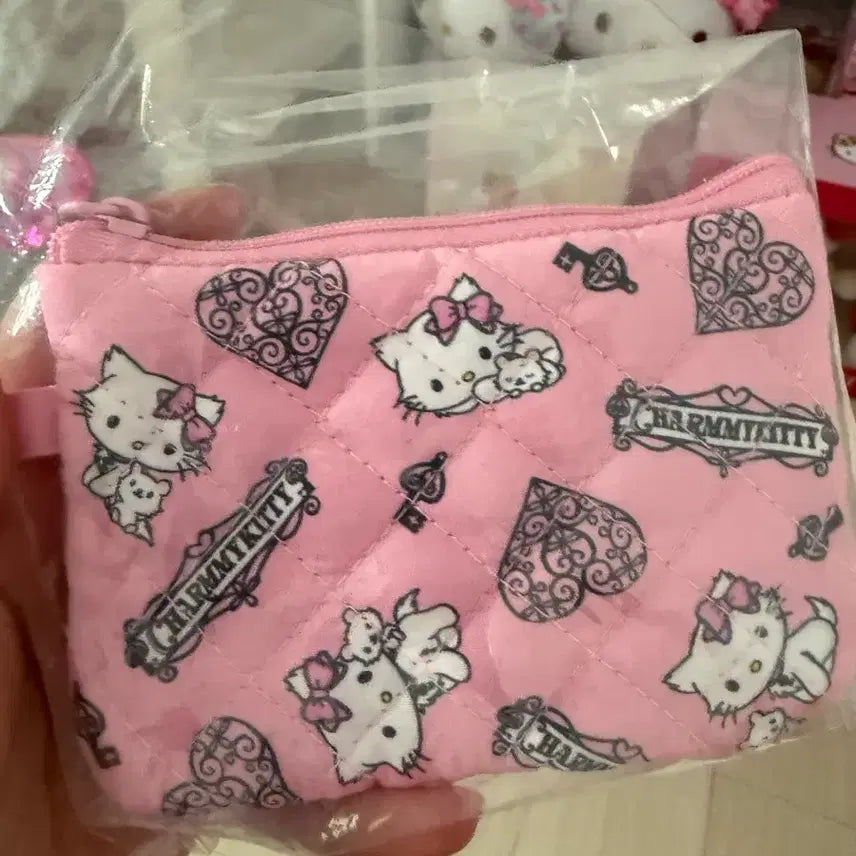 [BUNJANG] Quilted Kitty Charm Wallet / 퀄트시리즈 챠미키티 지갑
