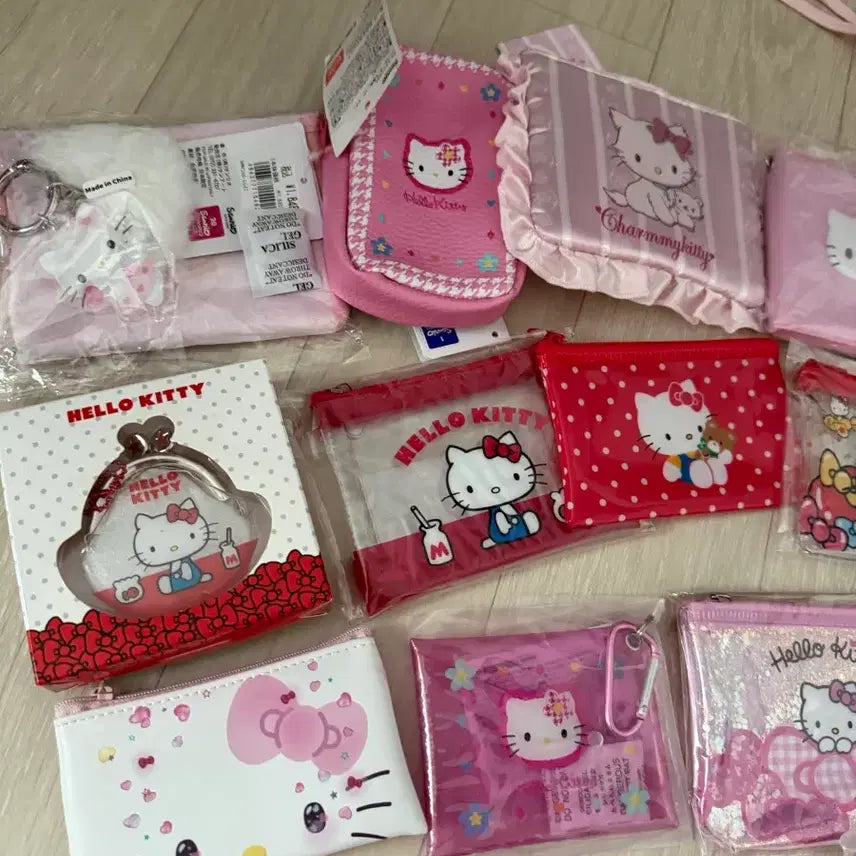 [BUNJANG] Hello Kitty Pouch/Wallet/Coin Purse Collection / 헬로키티 파우치/지갑/동전지갑 모음