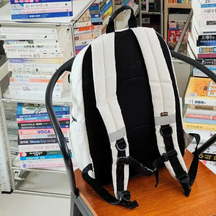 [BUNJANG] Jeep Ivory Backpack / Jeep 지프 아이보리 백팩