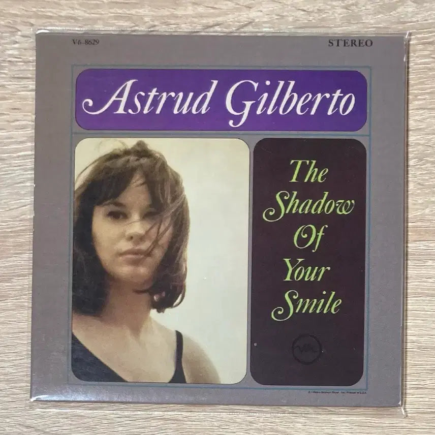 [BUNJANG] 아스트루드 지우베르투 (Astrud Gilberto) CD 판매 / 아스트루드 지우베르투 (Astrud Gilberto) CD 판매
