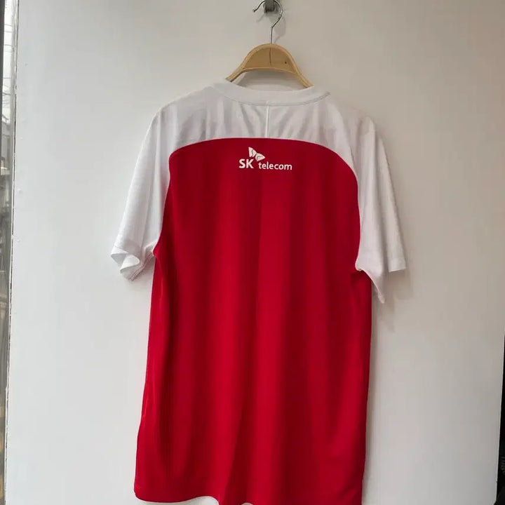 [SOLD OUT] 나이키 SKT T1 5GX 반팔 유니폼 레드 XL