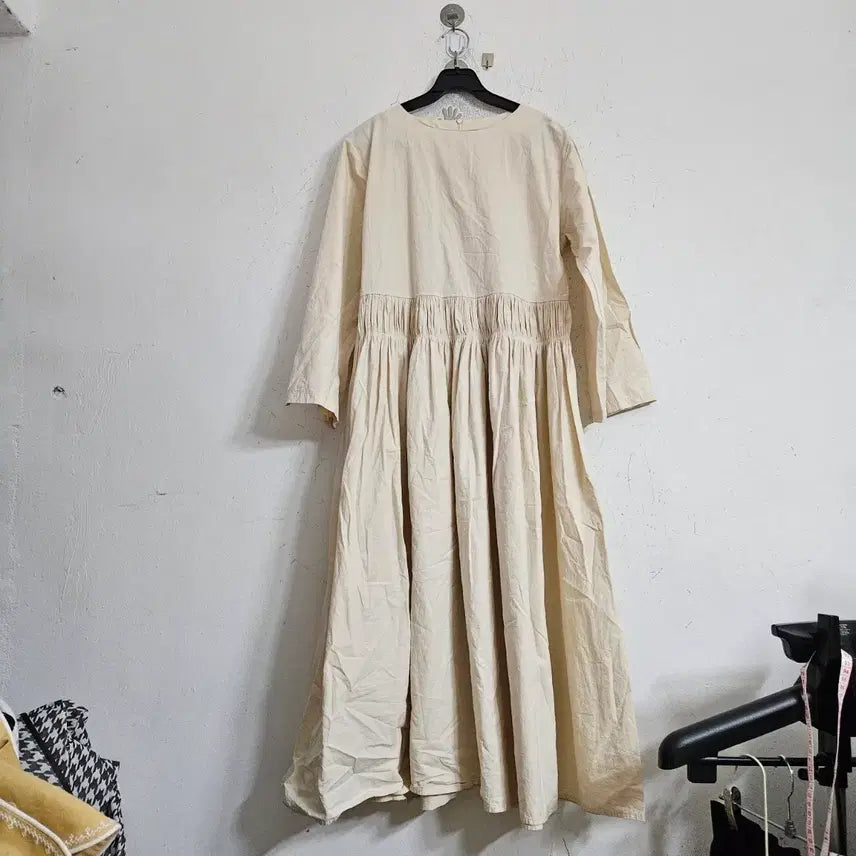 [BUNJANG] Ivory Long Dress / 아이보리 롱 원피스 셔링 FREE