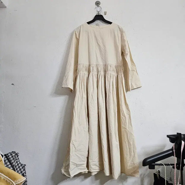 [BUNJANG] Ivory Long Dress / 아이보리 롱 원피스 셔링 FREE
