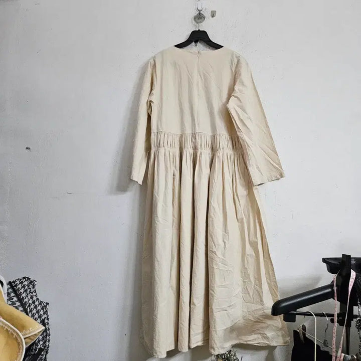 [BUNJANG] Ivory Long Dress / 아이보리 롱 원피스 셔링 FREE