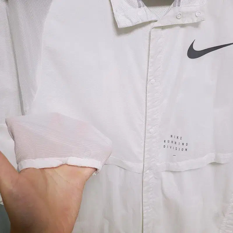 [BUNJANG] Nike Running Division Windbreaker Jacket / 나이키 러닝 디비전 바람막이 자켓