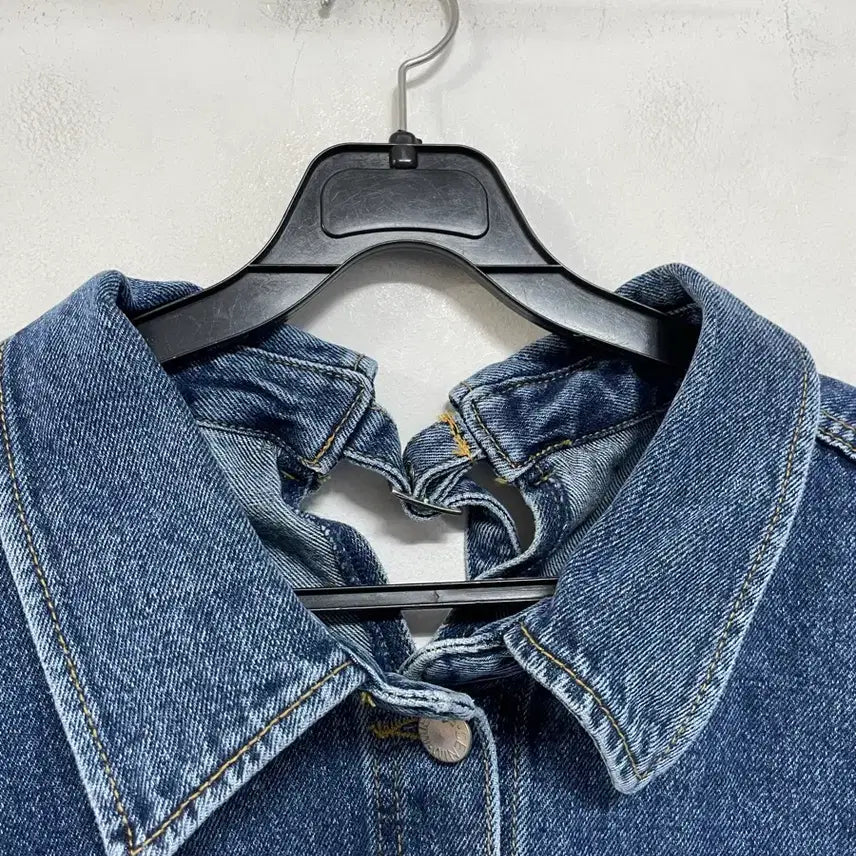 [BUNJANG] Mienne Unique Asymmetrical Denim Jacket / N6261 유니크 언발 청 자켓.mienne.미엔느