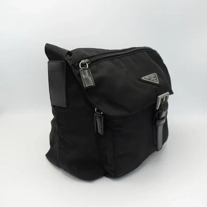 [BUNJANG] Prada Nylon Messenger Bag - Black / [정품]프라다 나일론 크로스백 메신저백 주우재백 _ 001