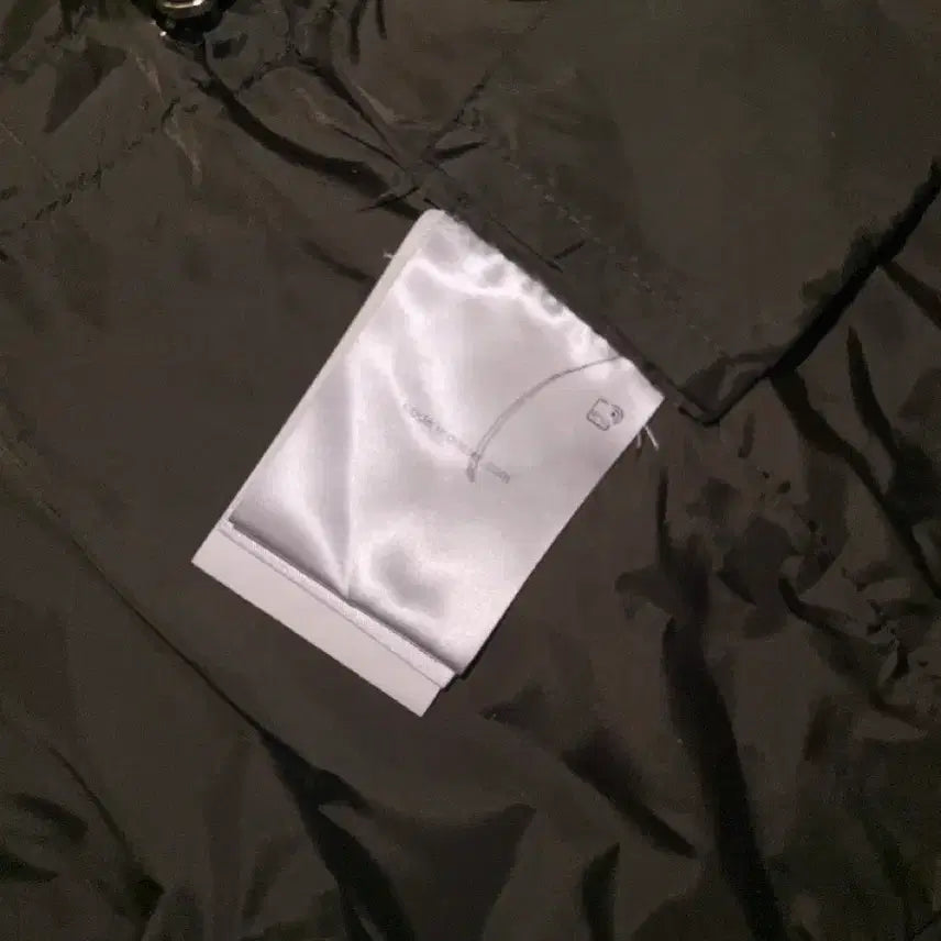 [BUNJANG] Moncler Windbreaker 14Y / 몽클레어 바람막이
