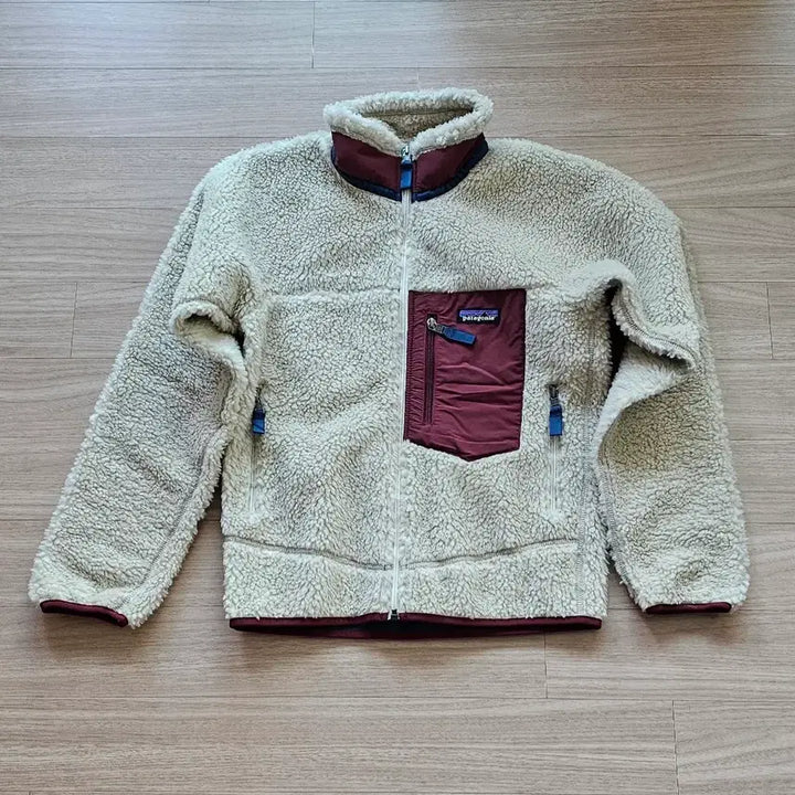[SOLD OUT] (새상품)(정품)(선물)(Patagonia)파타고니아 양털/뽀글이 점퍼