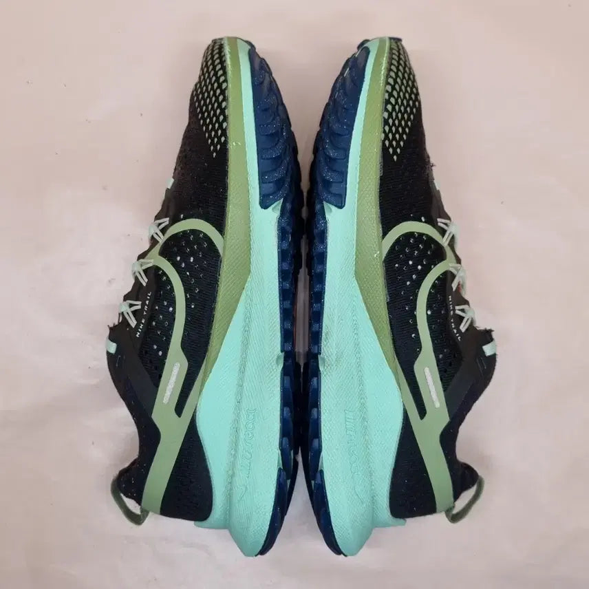 [BUNJANG] Nike React Pegasus Trail 4 Sneakers (255) / 나이키 리액트 페가수스 트레일4 운동화255