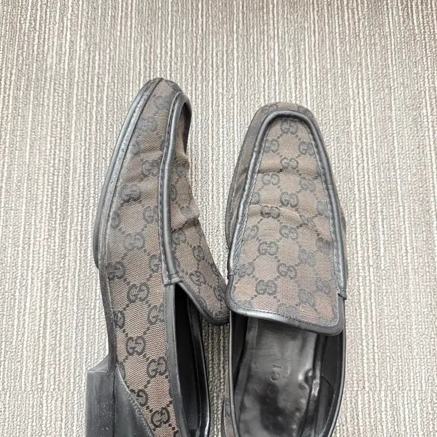 [BUNJANG] Gucci GG Supreme Canvas Loafer / 구찌 GG 슈프림 캔버스 로퍼(시그니처 GG 모노그램)