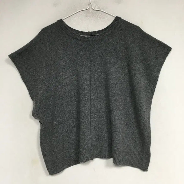 [BUNJANG] Loeuvre Knit Vest / 루에브르 니트 베스트 F