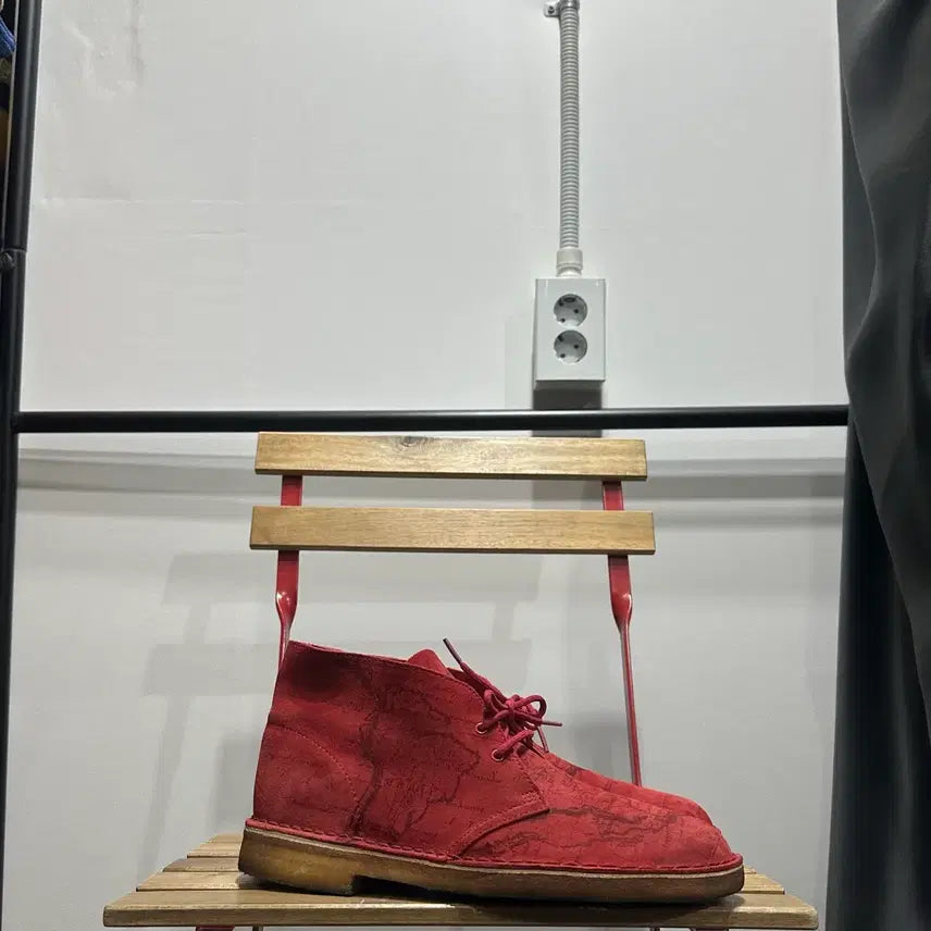[BUNJANG] Supreme x Clarks Desert Map Desert Boots / US9.5) 슈프림 x 클락스 부츠 남성 남자 데저트 맵 데저트 부츠