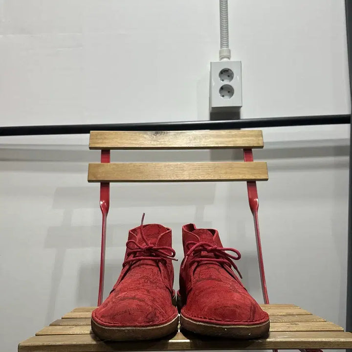[BUNJANG] Supreme x Clarks Desert Map Desert Boots / US9.5) 슈프림 x 클락스 부츠 남성 남자 데저트 맵 데저트 부츠