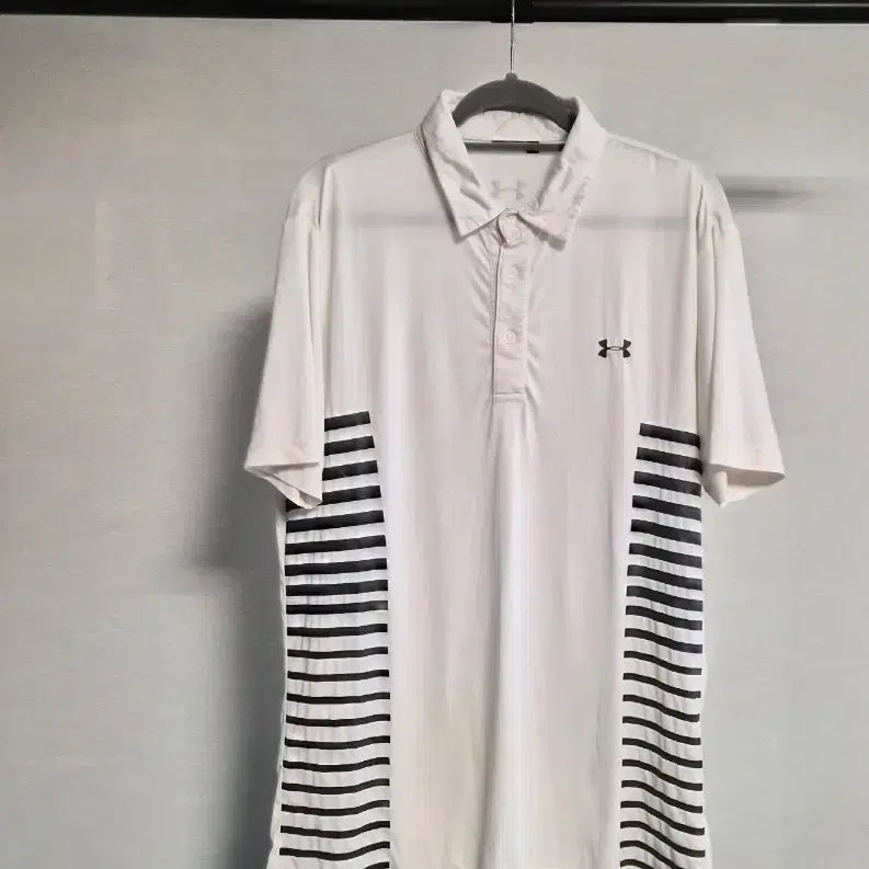 [BUNJANG] Under Armour White Striped Polo Shirt / 언더아머 화이트 스트라이프 반팔 폴로티