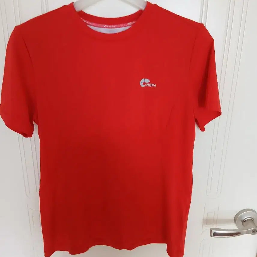 [BUNJANG] NEPA Red Short Sleeve T-shirt / 네파 NEPA 빨간색 반팔 티셔츠 95~100