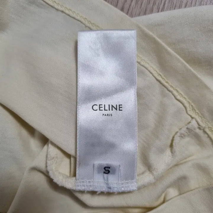[BUNJANG] Celine Crop Short Sleeve T-shirt / 셀린 크롭 반팔티 여44ㅡ0428