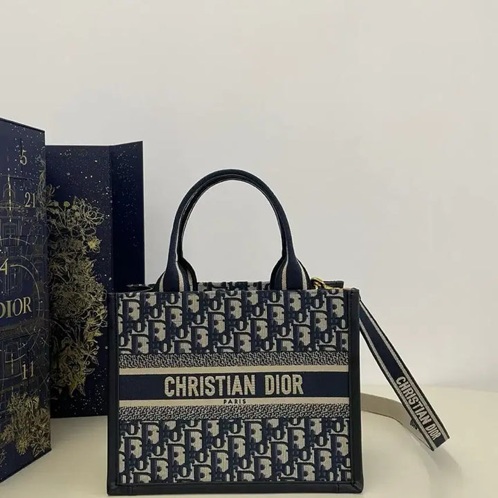[SOLD OUT] 디올 오블리크 스몰 토트백 네이비