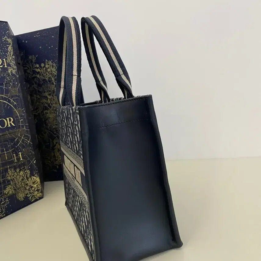 [SOLD OUT] 디올 오블리크 스몰 토트백 네이비