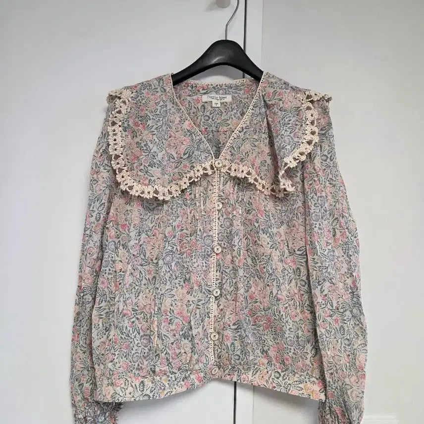 [BUNJANG] Thursday Island Blouse / 써스데이아일랜드 블라우스