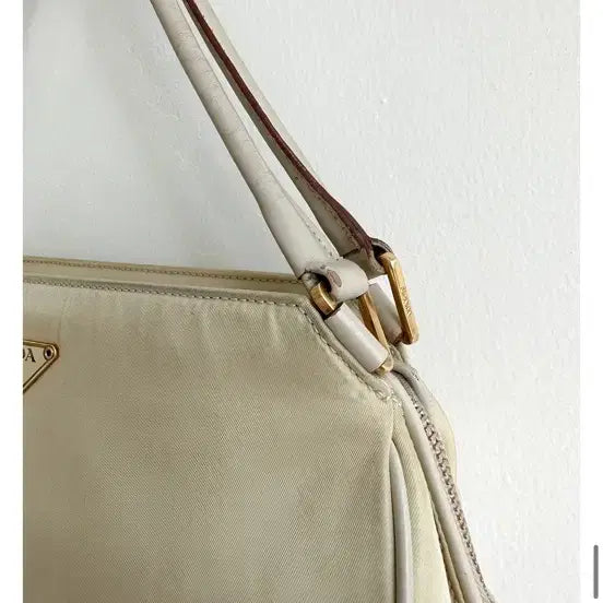 [BUNJANG] Prada 2000s Nylon Handbag / 프라다 2000년대 나일론 핸드백 (오아엔스 빈티지)