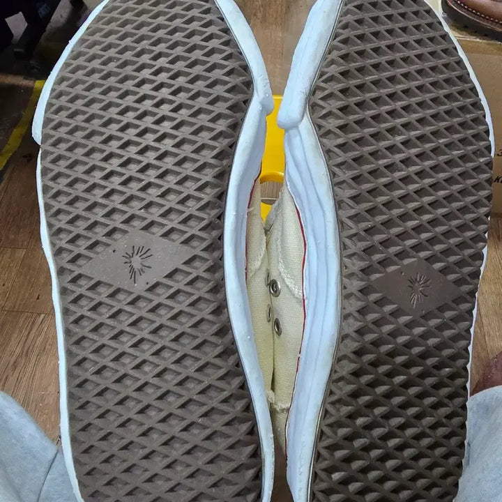[BUNJANG] Maison Mihara Yasuhiro Sneakers / 메종 미하라 야스히로