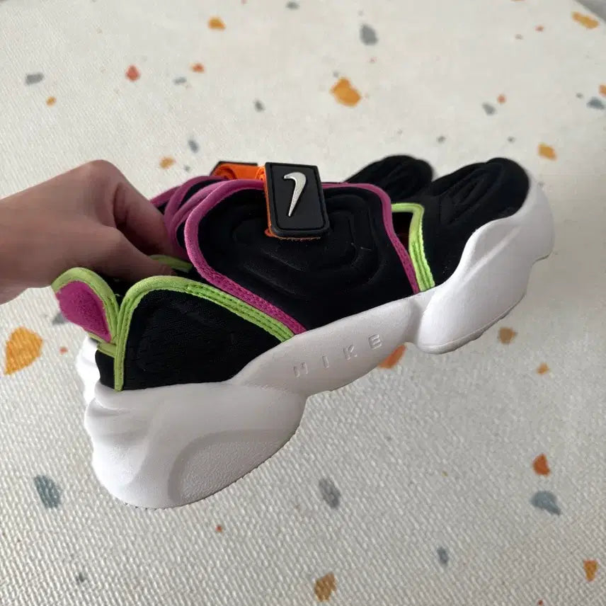 [BUNJANG] Nike Aqua Rift 240 Sneakers / 나이키 아쿠아리프트 240