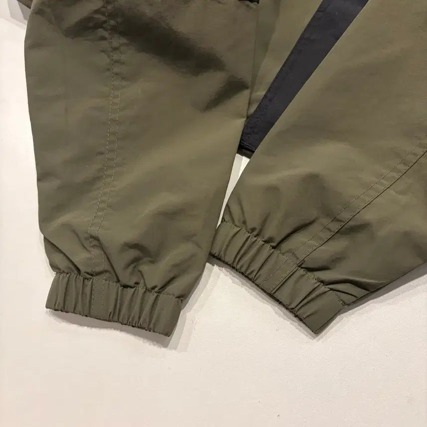 [BUNJANG] Vans Anorak Windbreaker Jacket / [S] 반스 아노락 바람막이 블랙/카키/옐로우