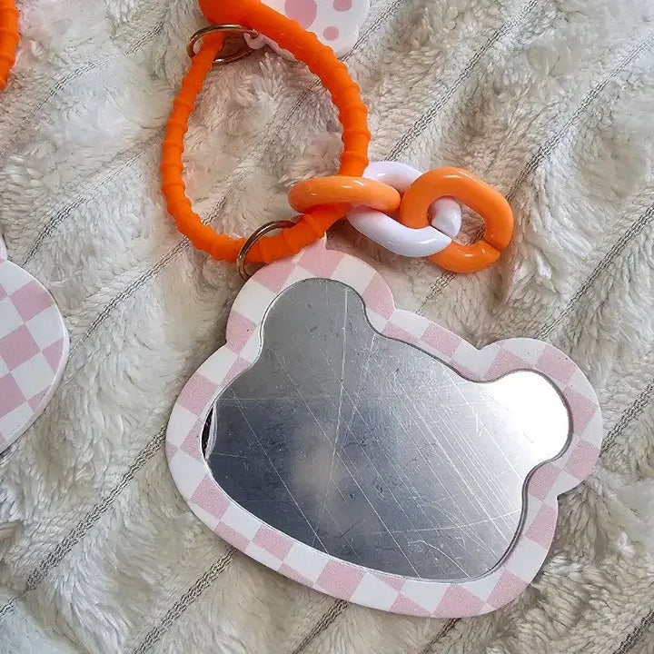 [BUNJANG] Import Matte Checkerboard Teddy Bear Face Mirror Keyring / (바로배송) 수입 무광 화핑 체커보드 곰돌이 페이스 미러 거울 타이 키링