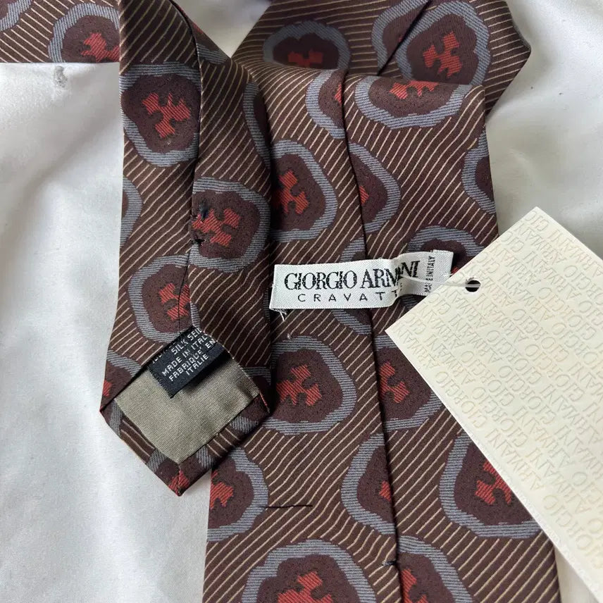 [BUNJANG] Giorgio Armani Silk Medallion Tie / [GIORGIO ARMANI] 조르지오아르마니 메달리온 실크 넥타이