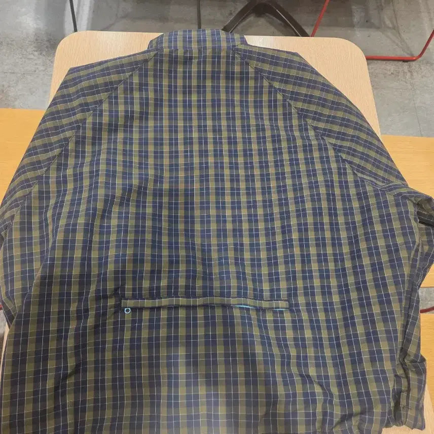 [BUNJANG] Supreme Plaid Track Jacket Navy - 25FW M / 슈프림 플레이드 트랙 자켓 네이비 - 25FW M사이즈