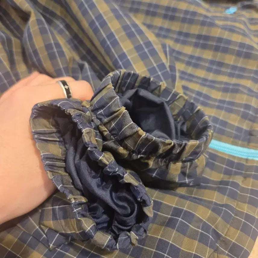 [BUNJANG] Supreme Plaid Track Jacket Navy - 25FW M / 슈프림 플레이드 트랙 자켓 네이비 - 25FW M사이즈