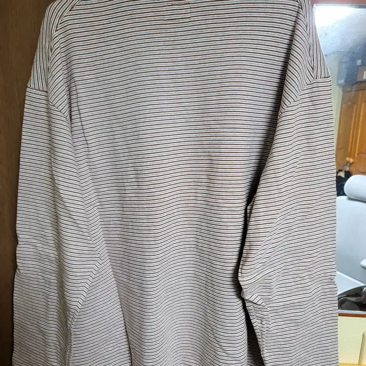 [BUNJANG] Roughside Striped Long Sleeve T-Shirt / 러프사이드 스트라이프 티셔츠 3사이즈